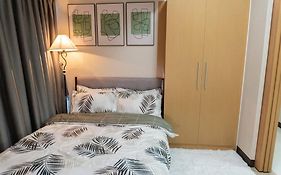 A2J Luxury 2Br Bgc Uptown Suite Near Uptown Mall